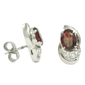 Silver Earring Garnet Zircon